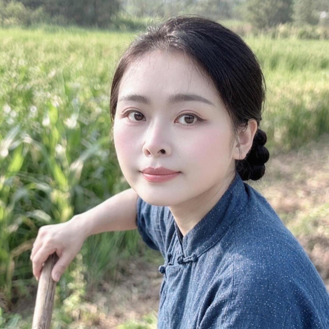 四妹一家在农村