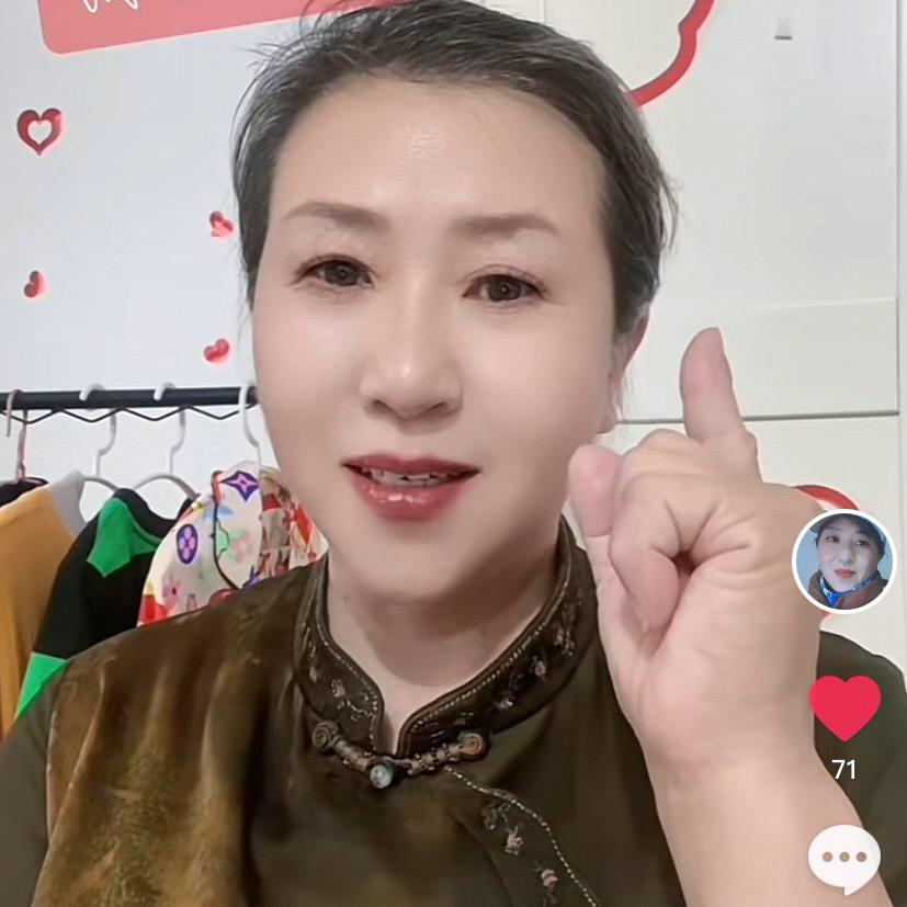 宝石姐姐 早上7点10