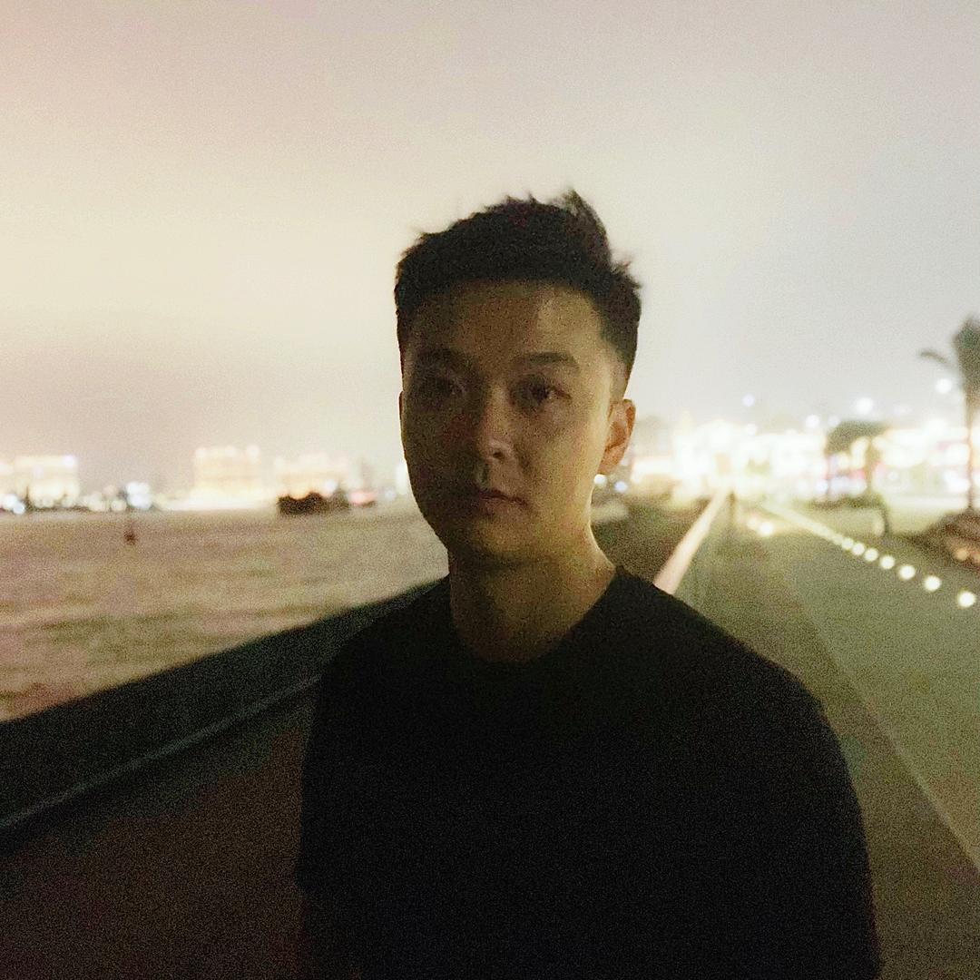 黄向前