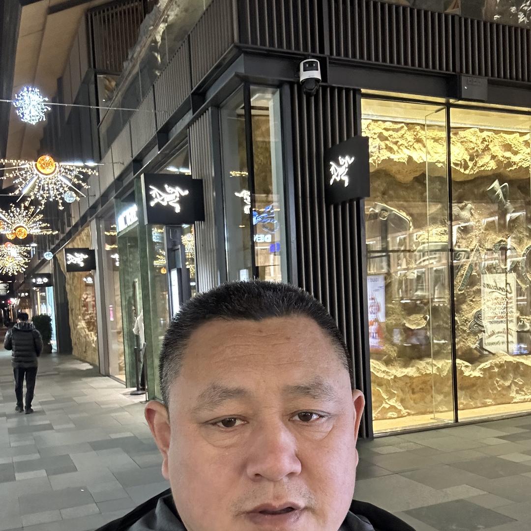 东营科然定制卫浴工厂店