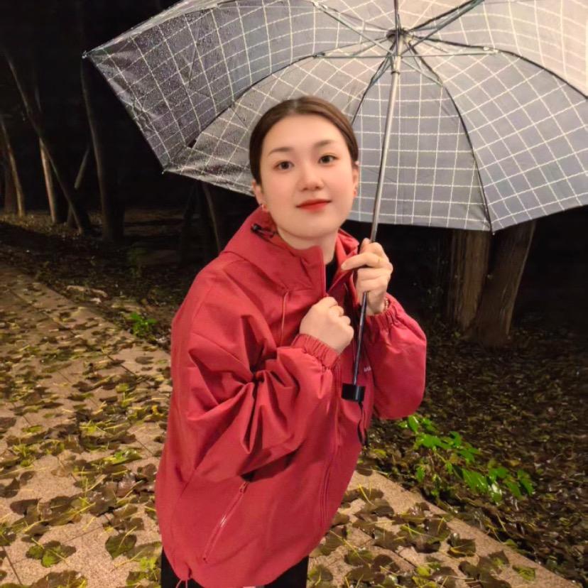 一个女的🙆🏼‍♀️