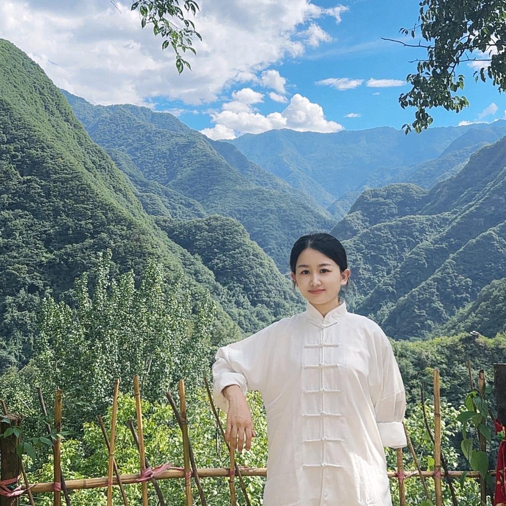 南山青月