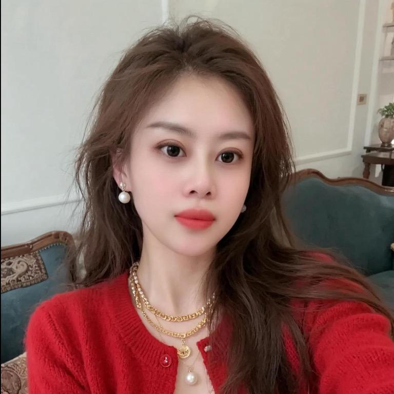 ღ᭄楚乔꧔ꦿ᭄🍎🚶🏼‍♀️