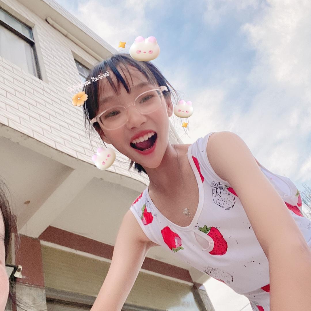 @向日葵🌻的微笑😊