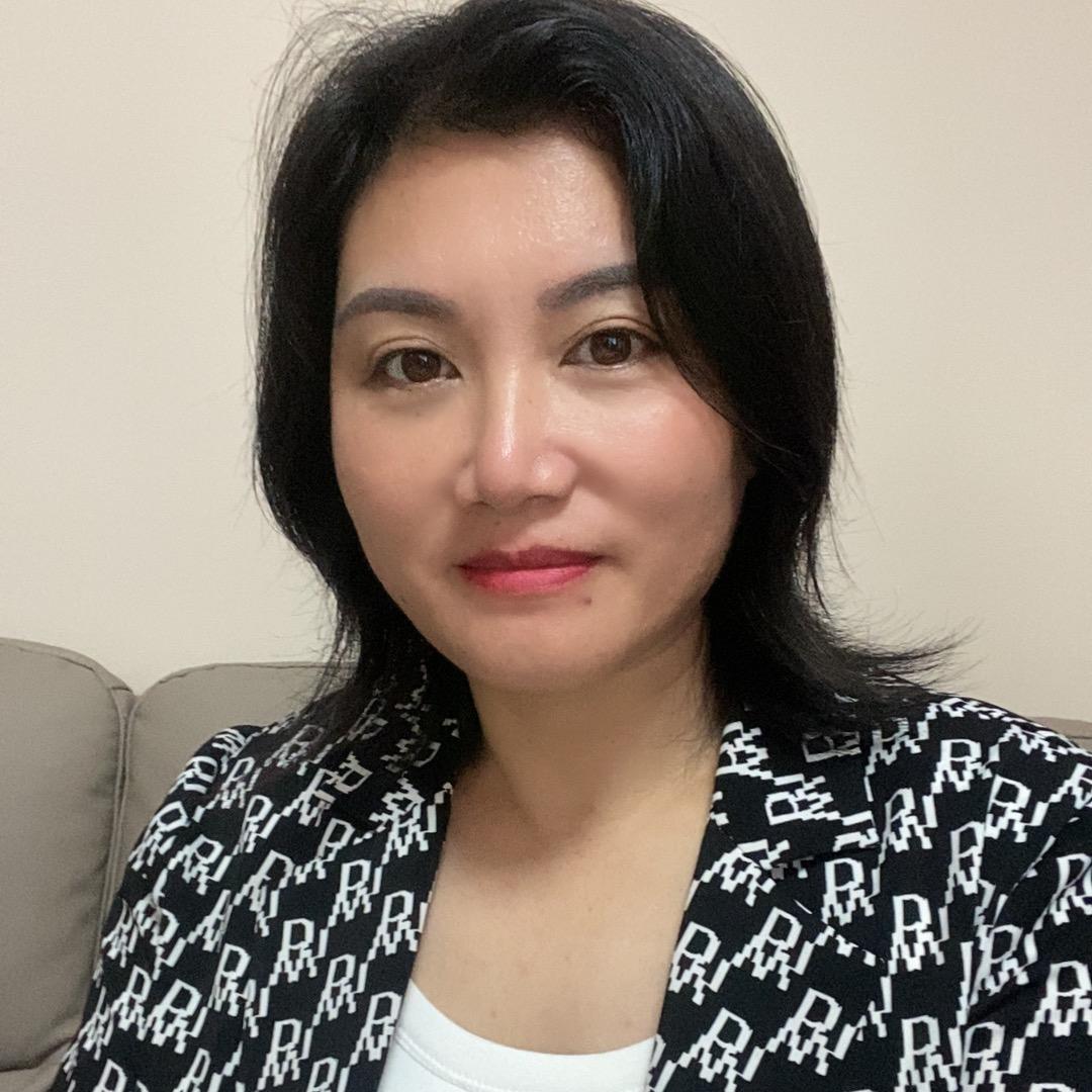 英子