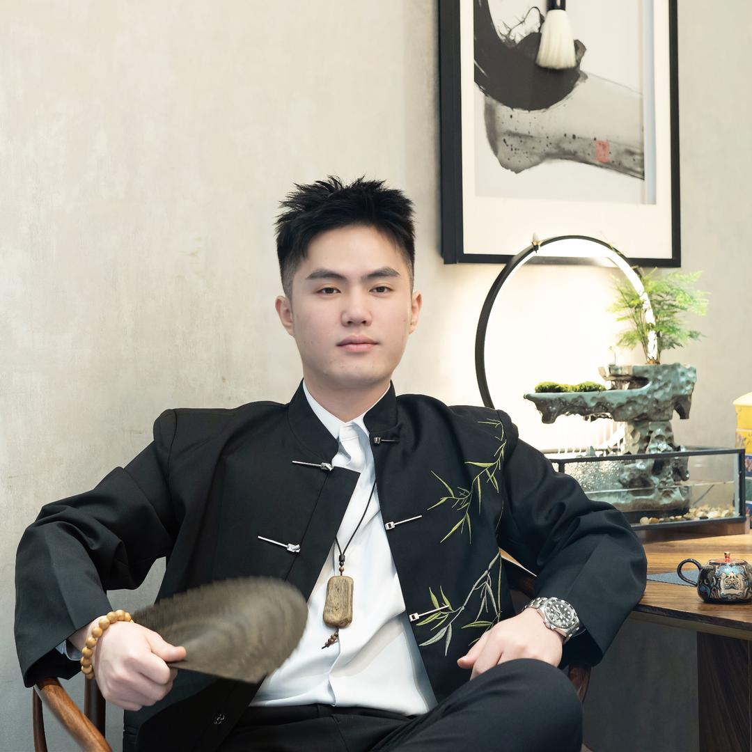 满江红与辉说香