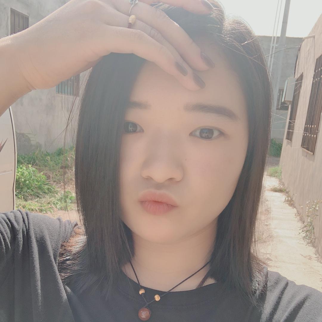 美女又emo了