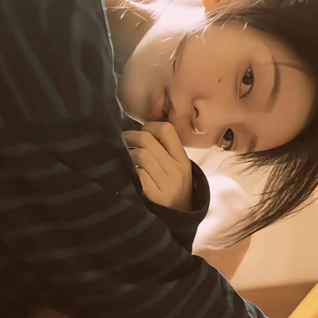 嗯哼