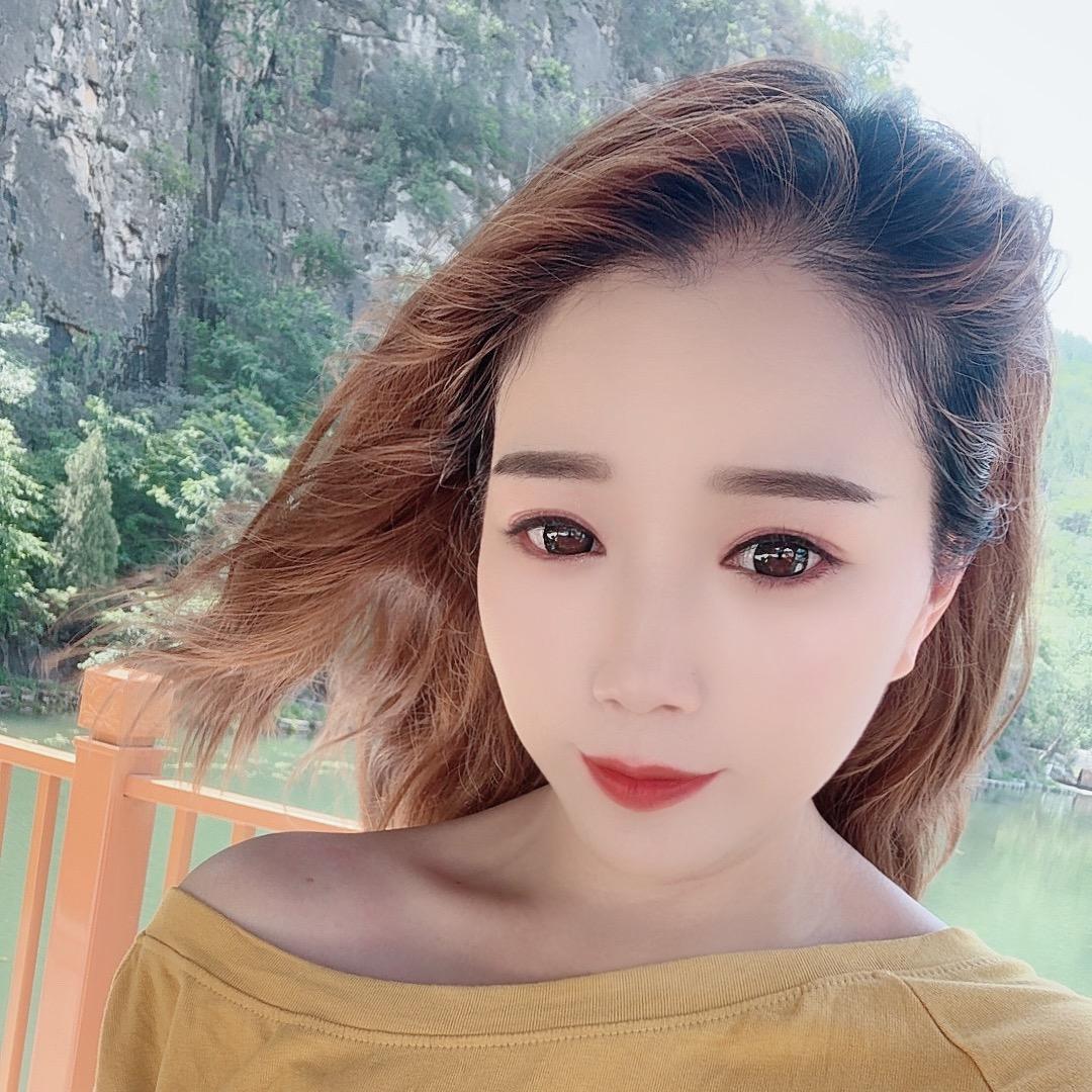 淡抹、煙熏妝丶