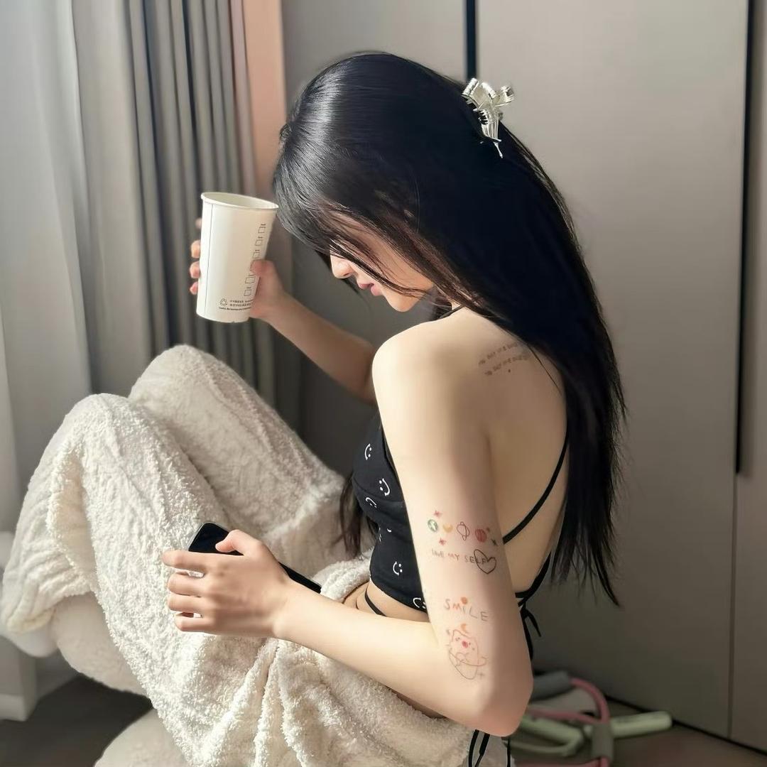 H韩妮君