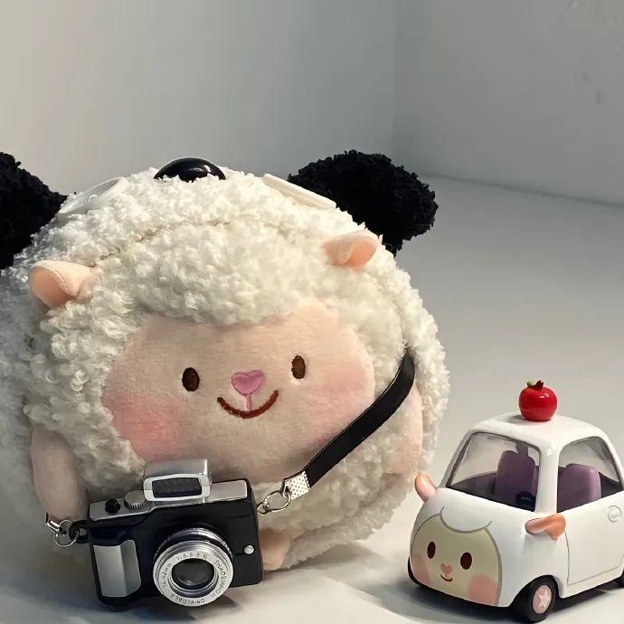 三 七