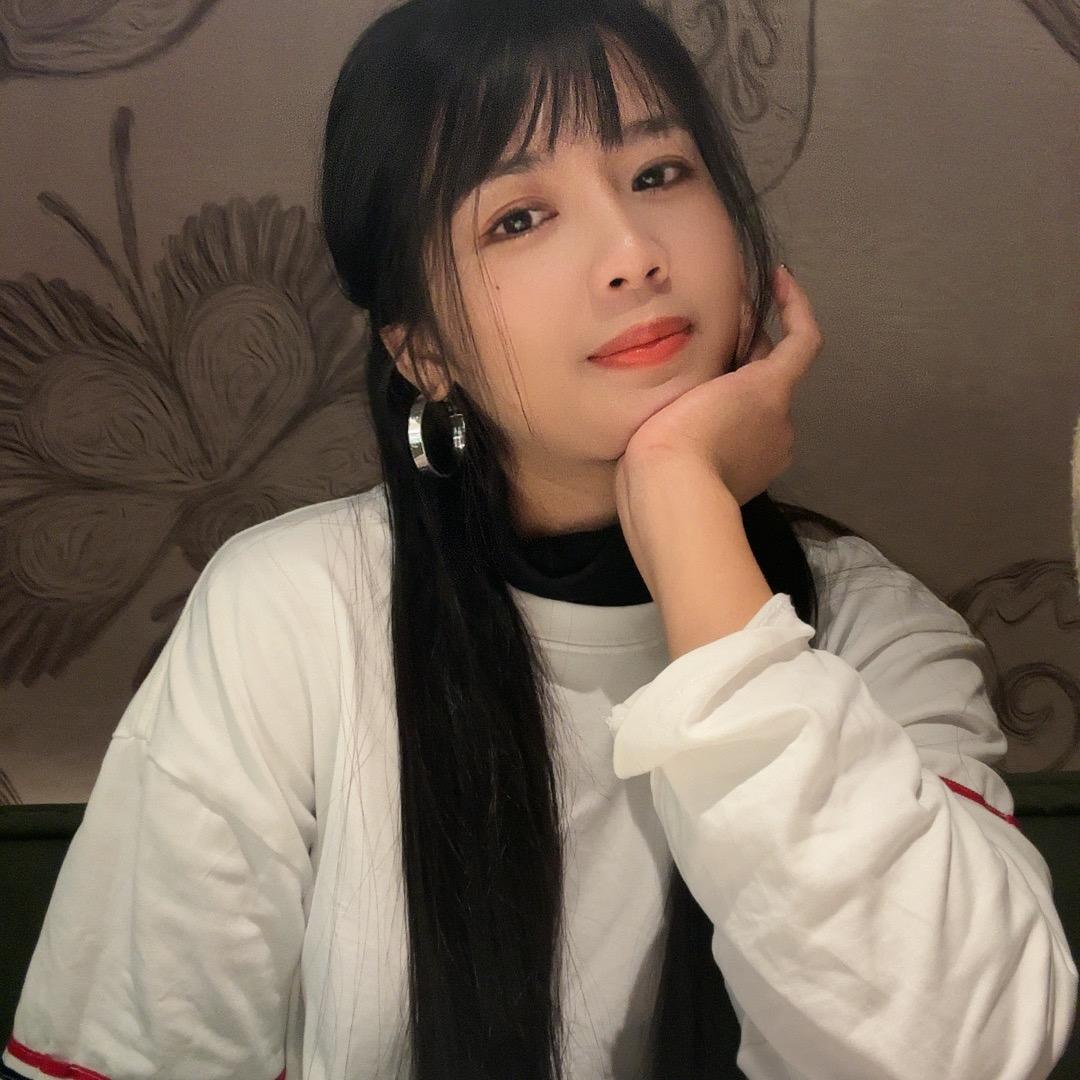 周慕妍