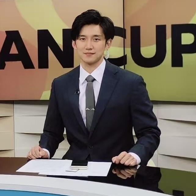 暮游体育-熊冰杰足球论
