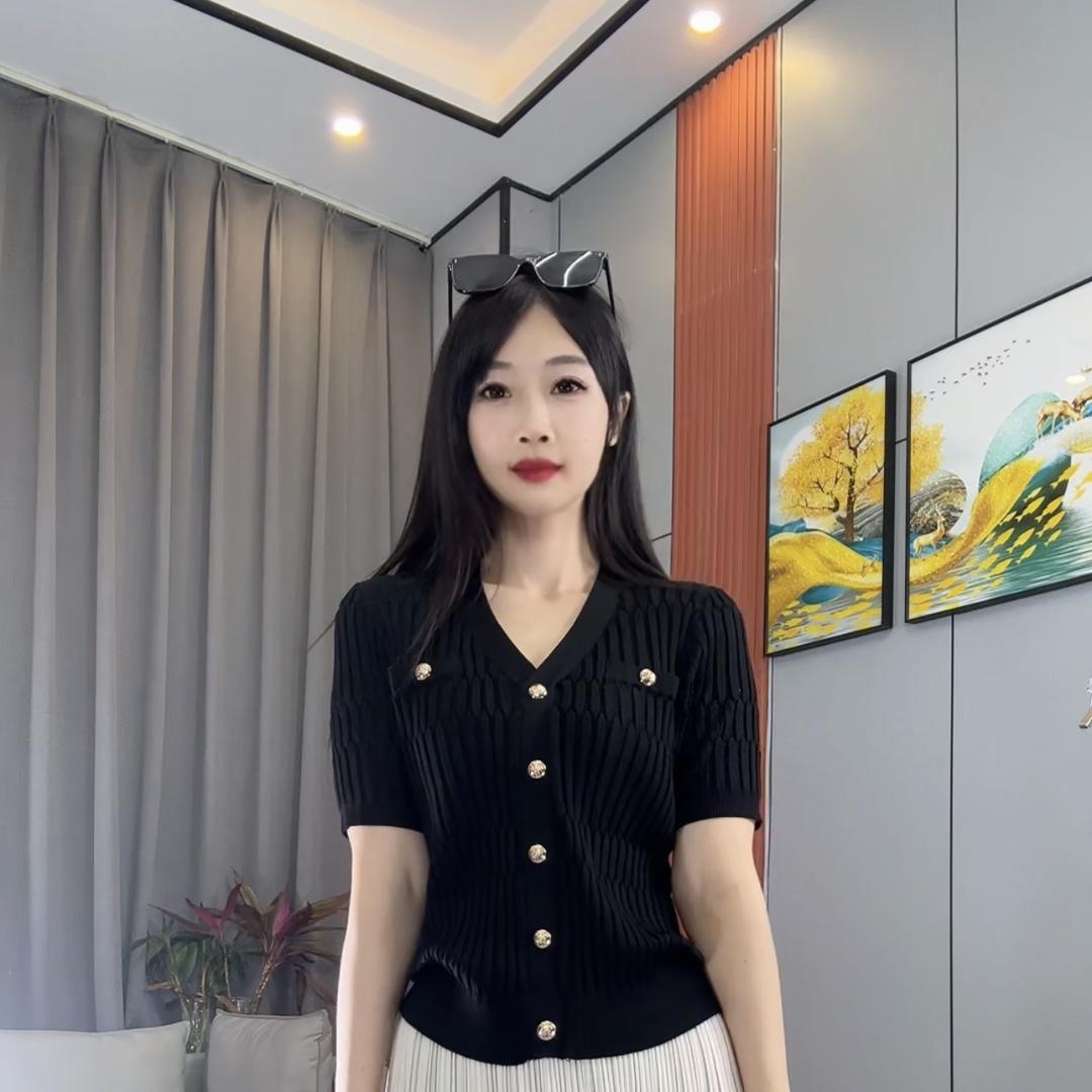 浙江濮院洁儿原创女装工厂店