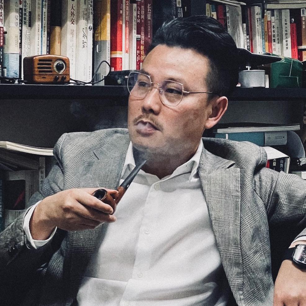 龙哥在深圳