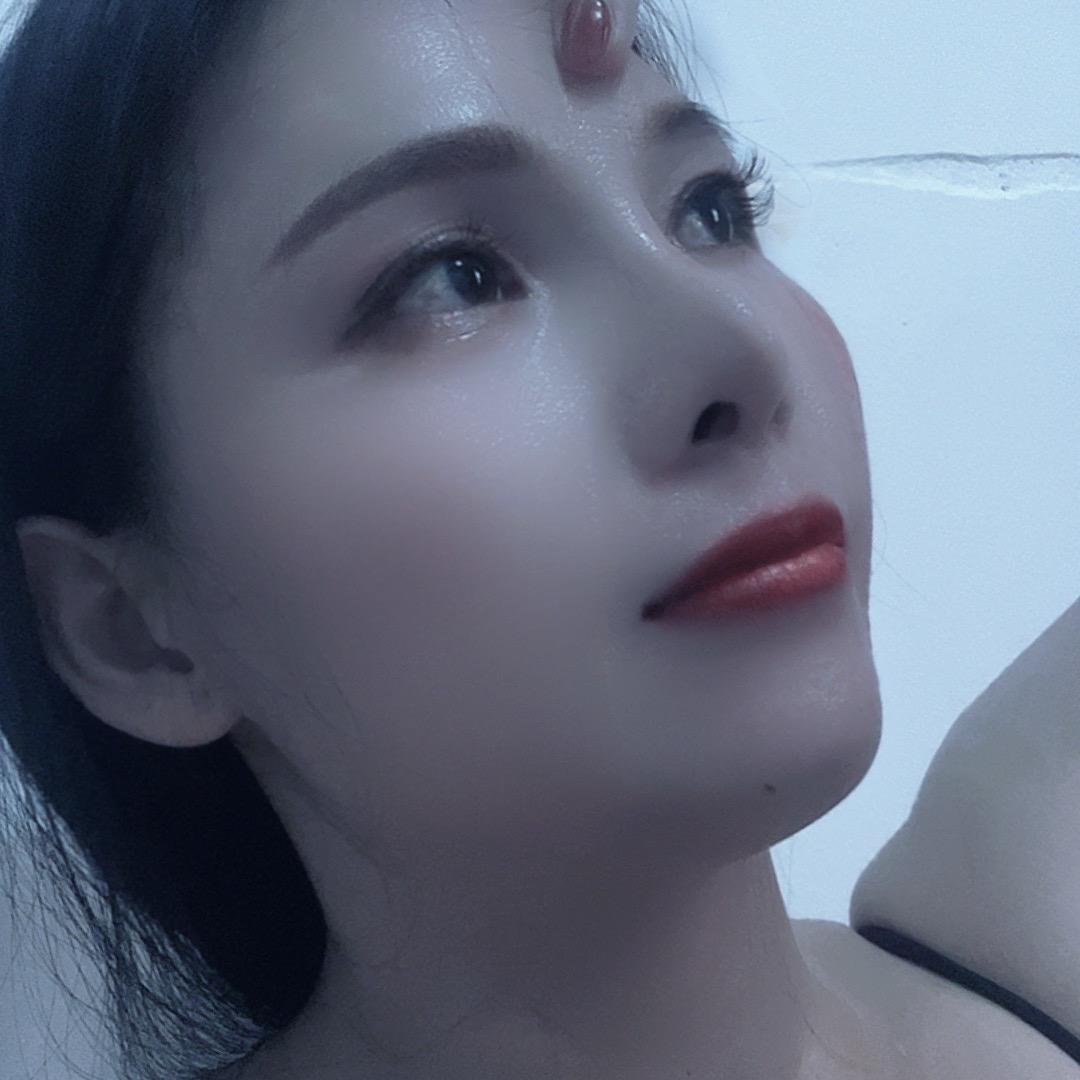 自由快乐女孩