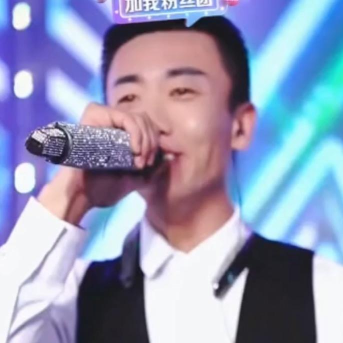 小峰🎤爱唱歌