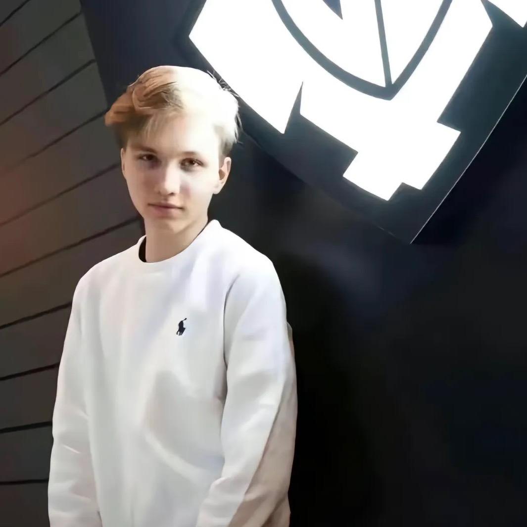 m0NESY_