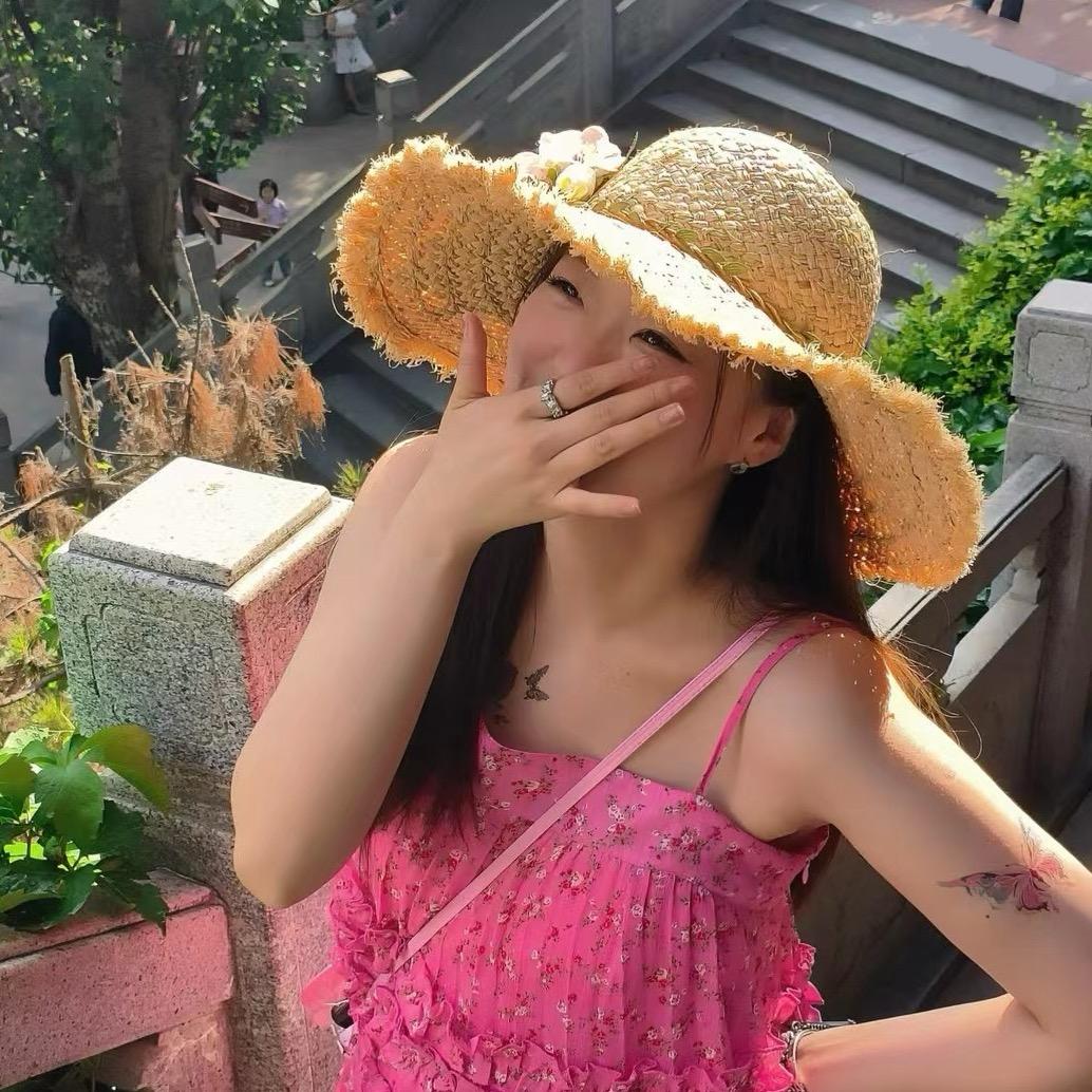 我是垚垚，茄茄是我的好朋友🥕
