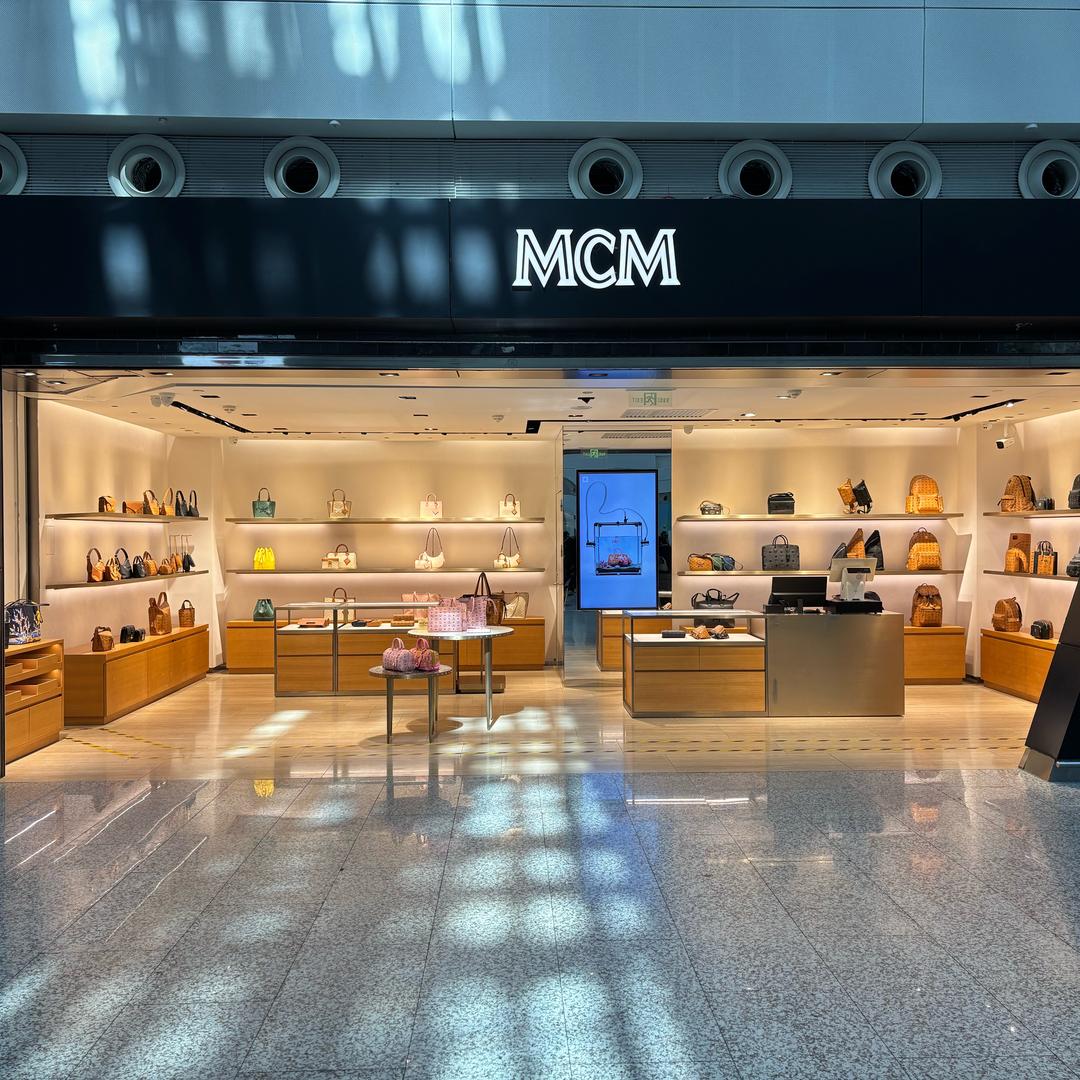 广州白云机场柜姐Vivi