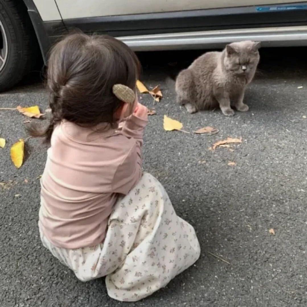 干美发的单纯小女生