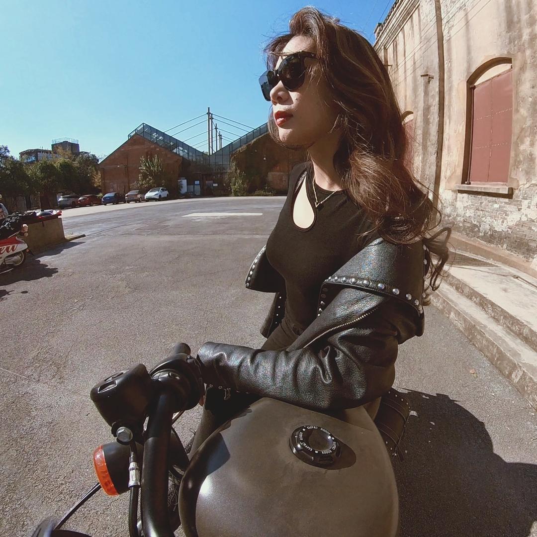 🏸娜辣娜辣🚲