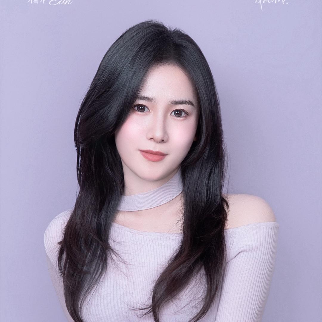是妈妈更是 Samia