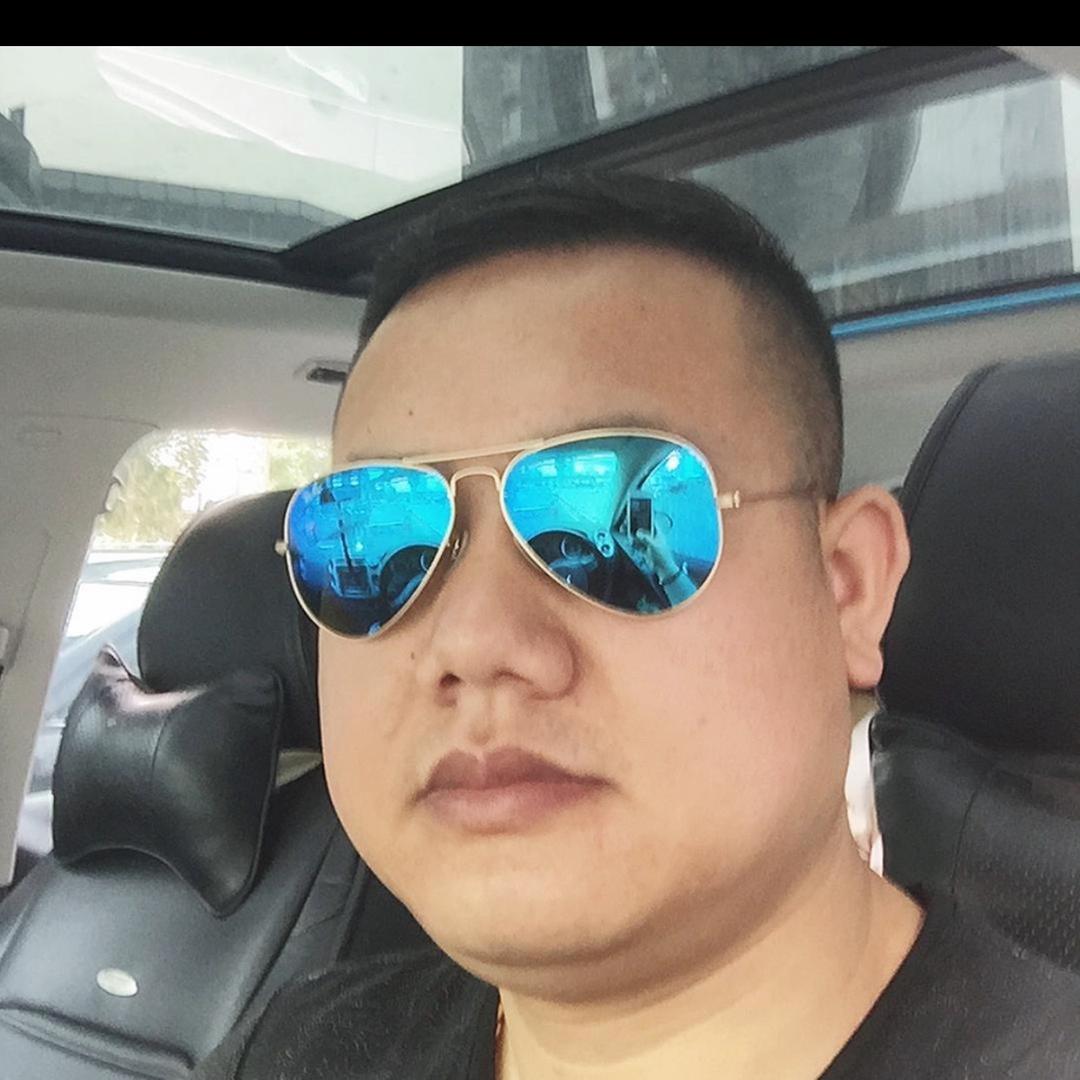 武汉军哥网约车（曹操出行）