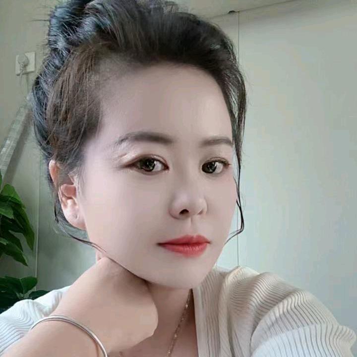 小春二手牵引车