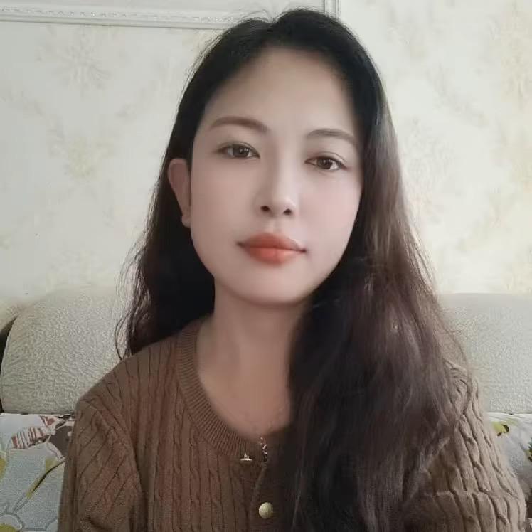 - 秀 秀 是 只 猫 、