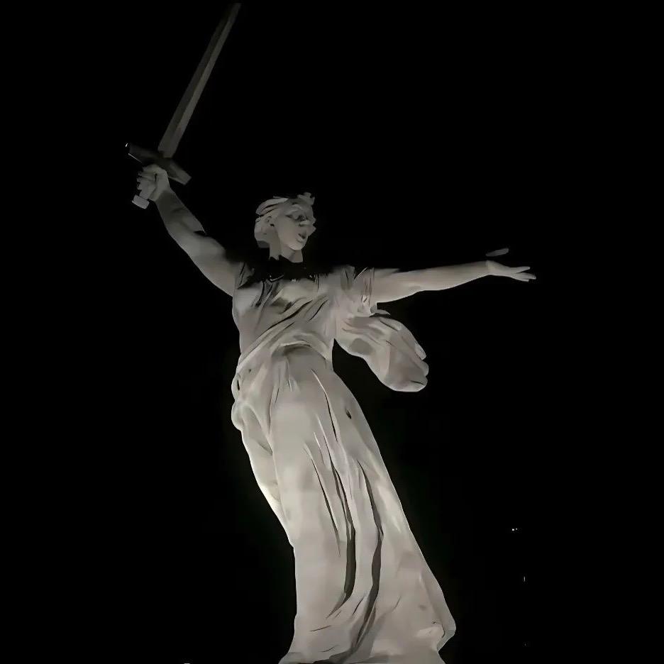 𝑮𝒐𝒐𝒅 𝑳𝒖𝒄𝒌.