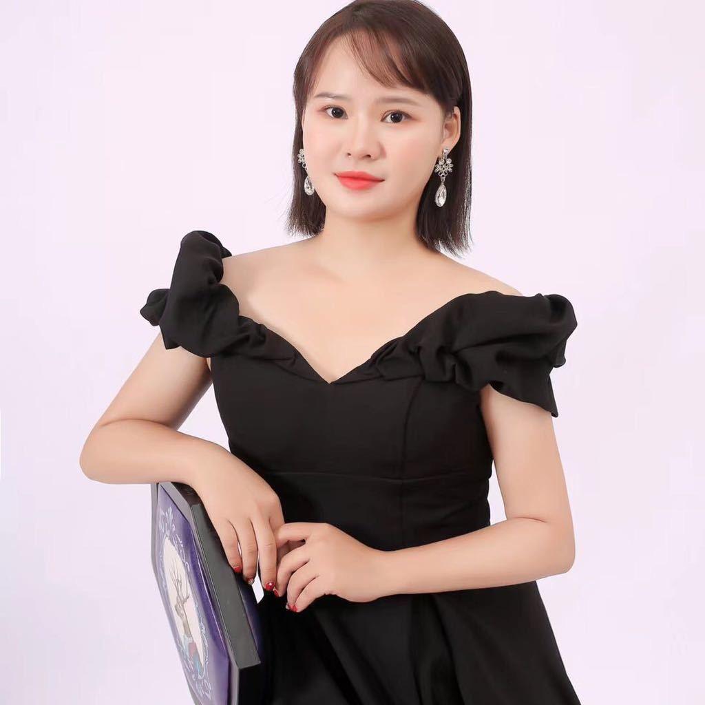 痣心堂老板娘