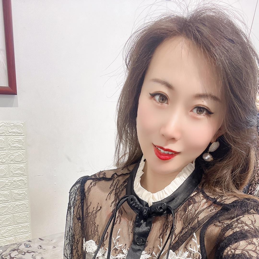 牟平区通海路罗奴女装