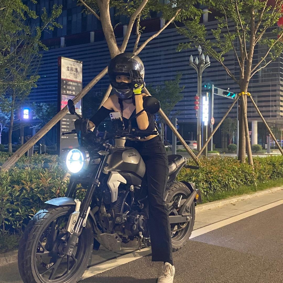 咸阳北上召摩托城