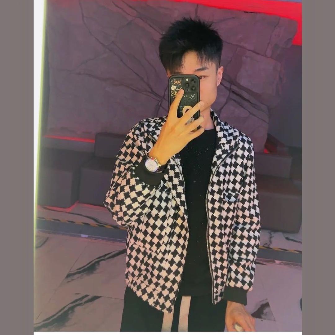 EX酒吧-郭志芳(订桌私信)