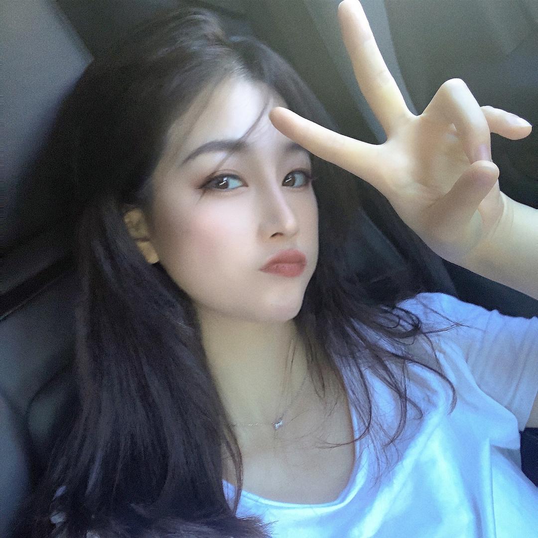 彩彩吖