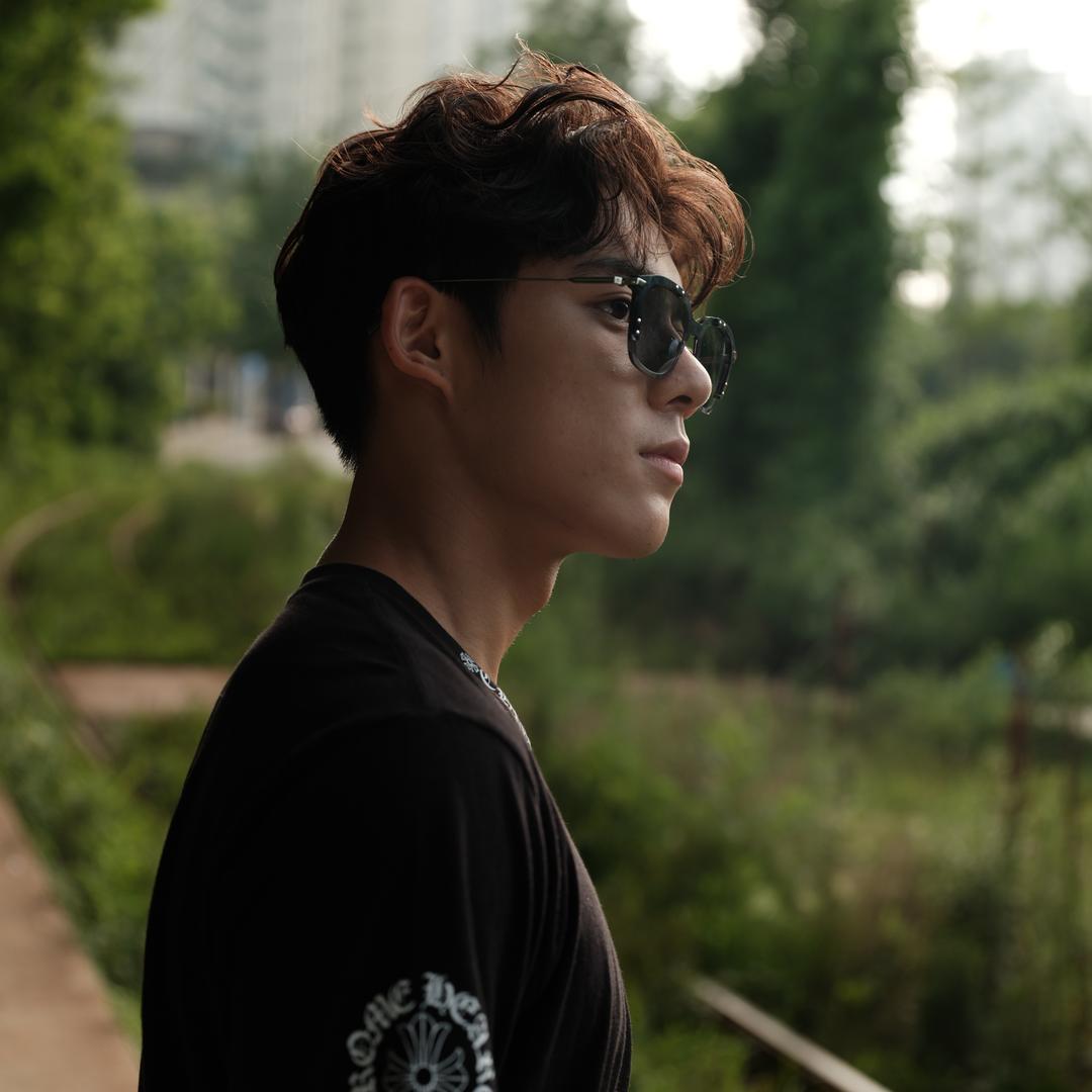 李嗣镕