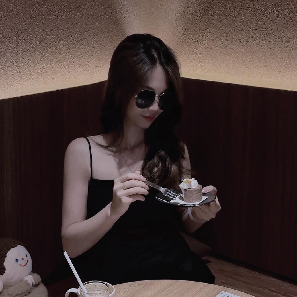 Anh yêu em