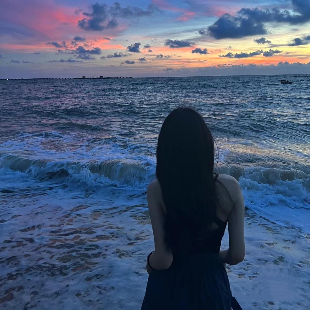 CJ🌥️