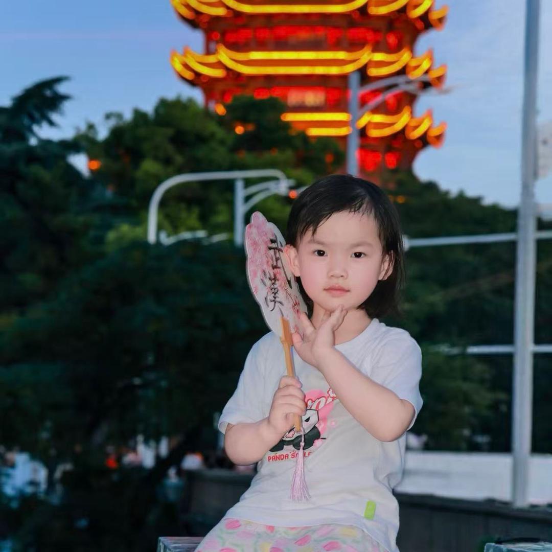 一缕淡淡的阳光☀️