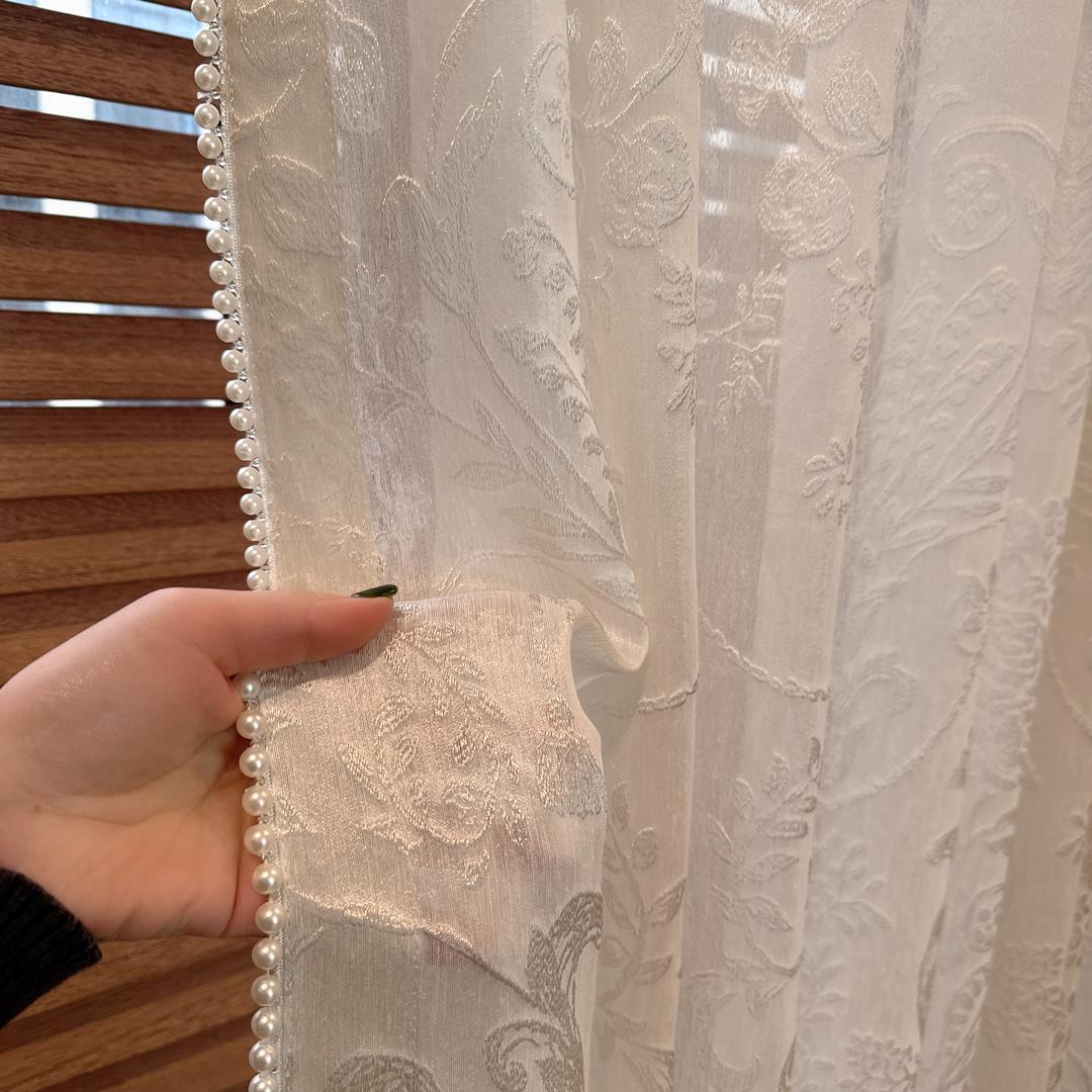 邱小姐窗帘工厂愫朗