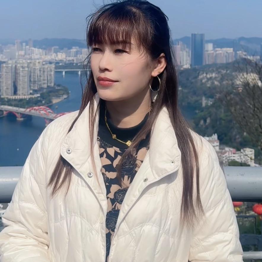 佳美穿搭