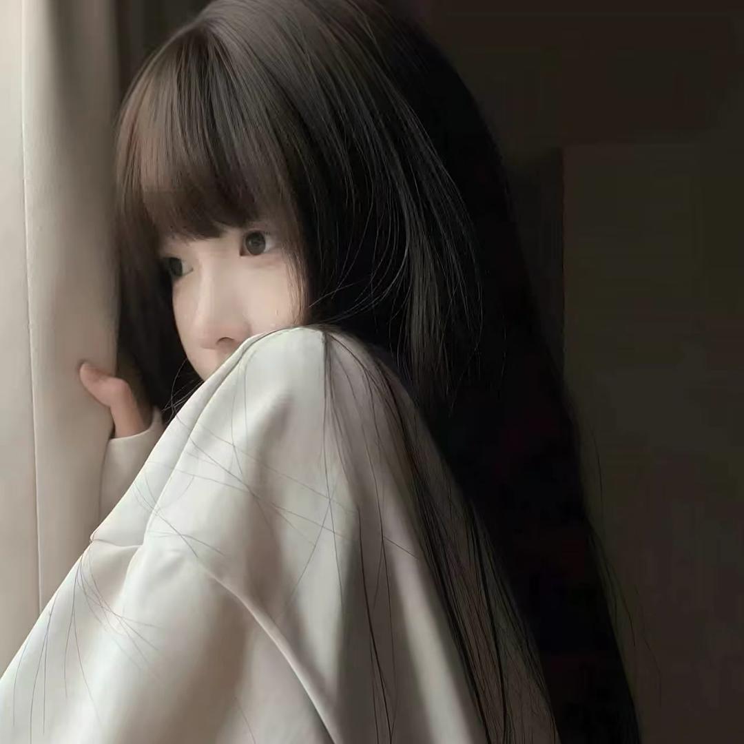 依依