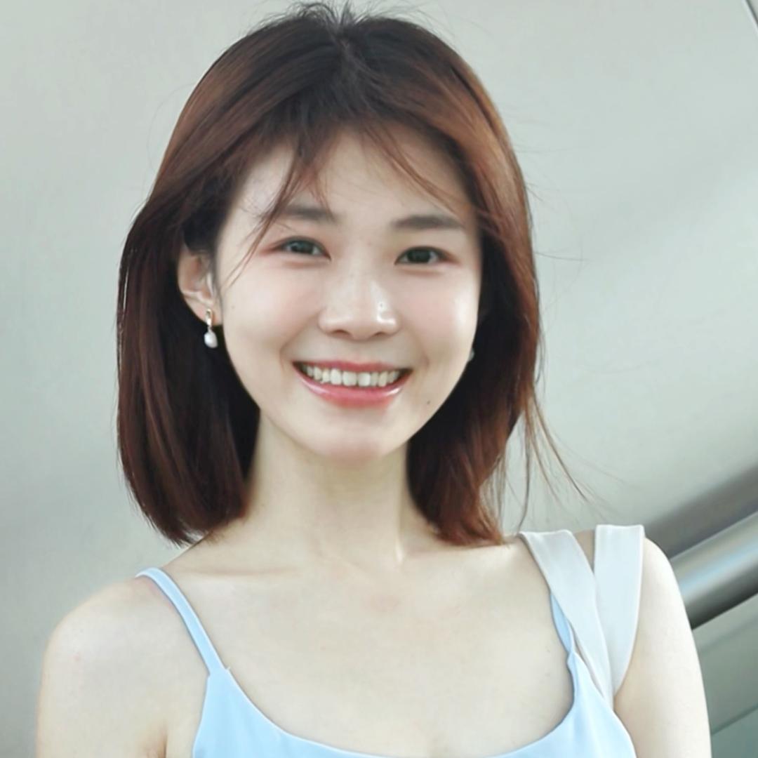 佩佩爱短发