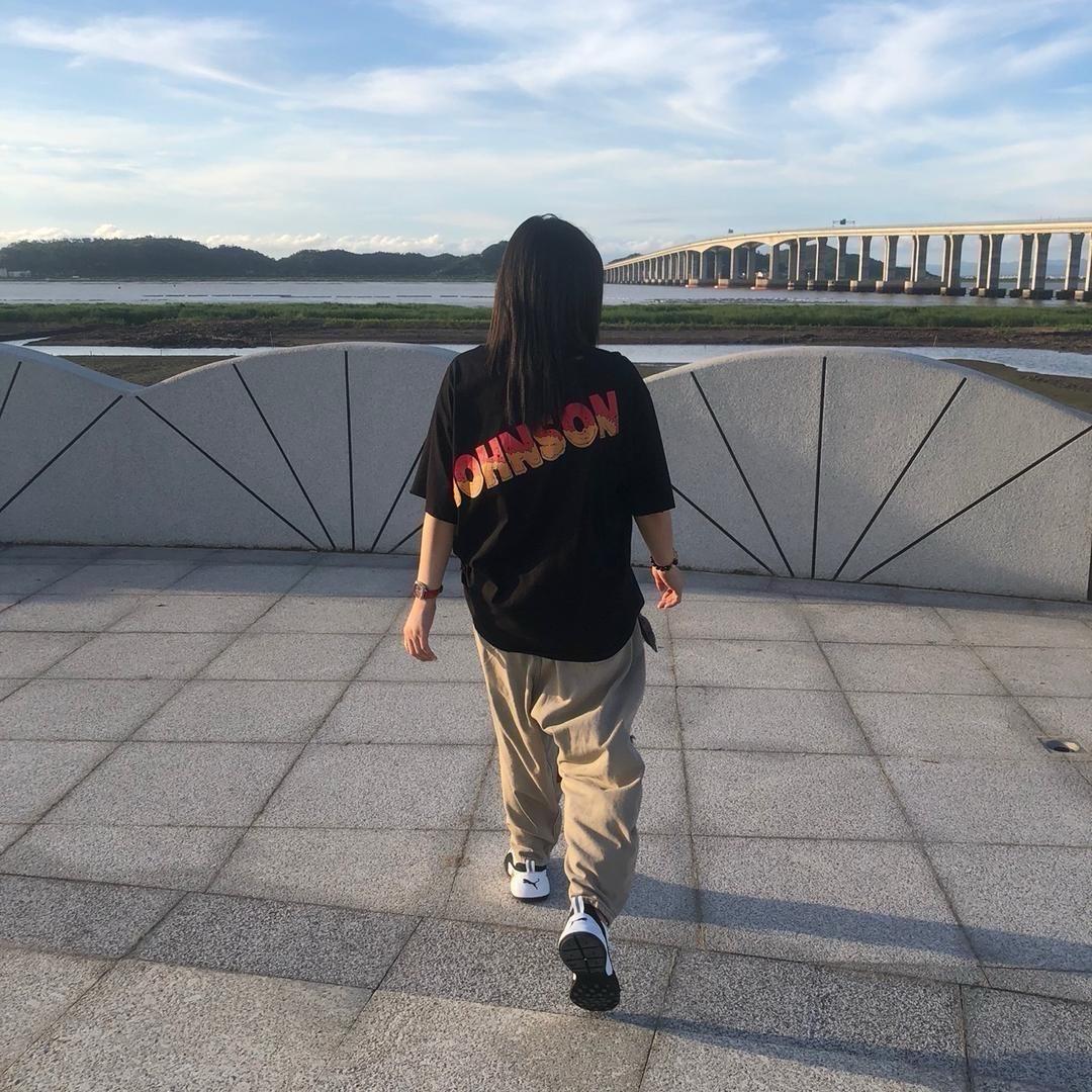 沉默是金.