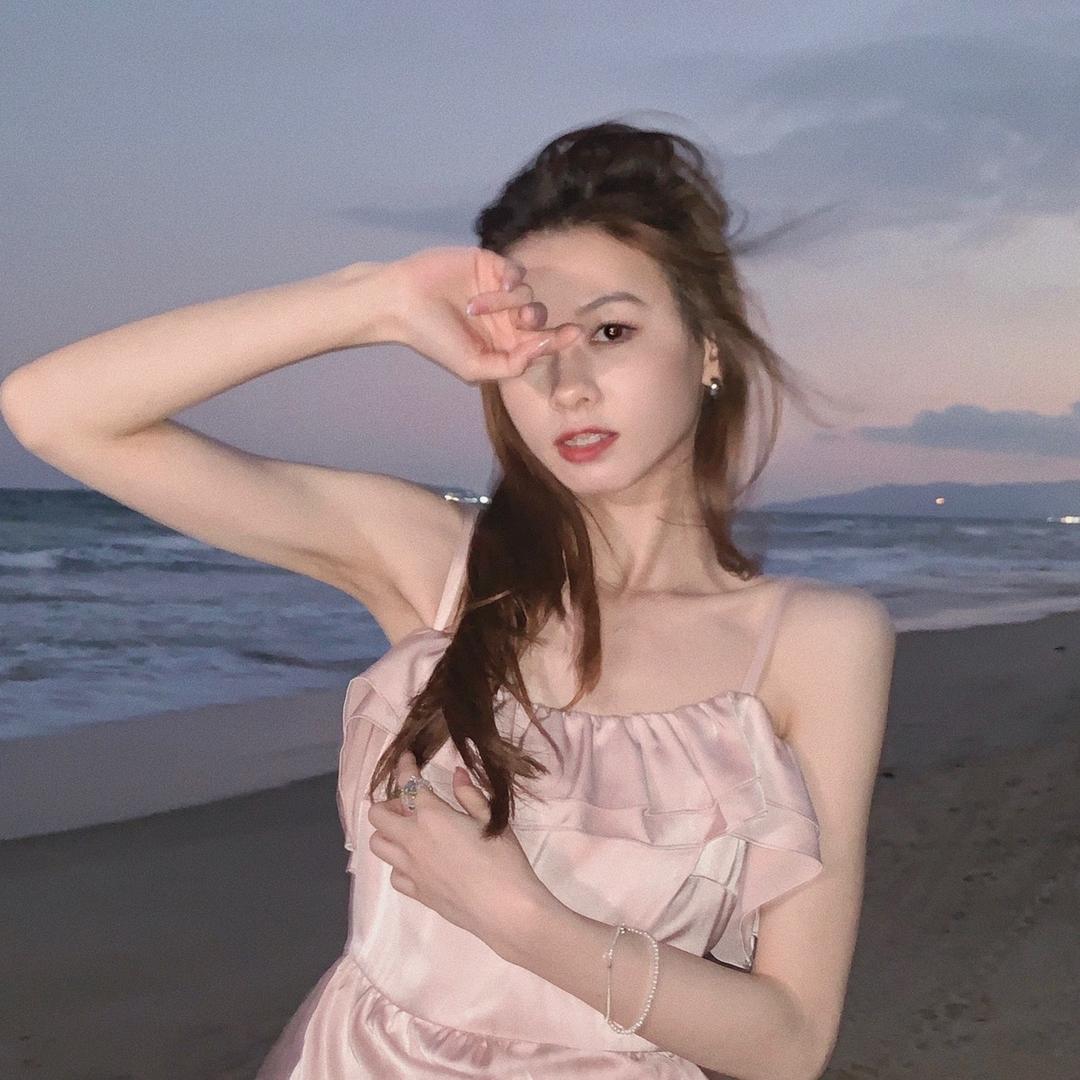AB今天穿什么