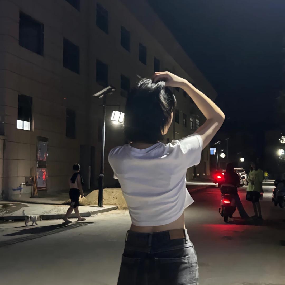 艳兒