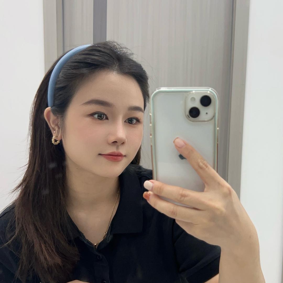 Li~