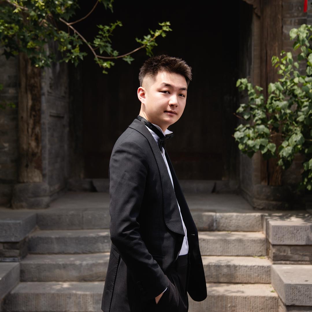 主持婚礼的廷玉