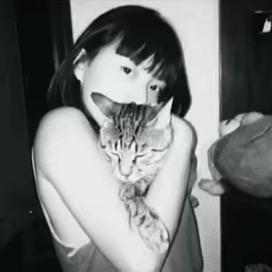 带点墨水的甜妹.